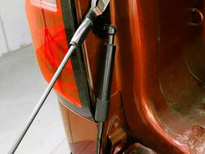 Tailgate Slow Release Tailgate Assist Strut Kit